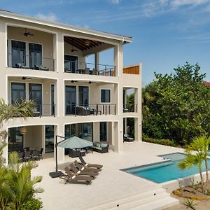 Naia Resort And Spa